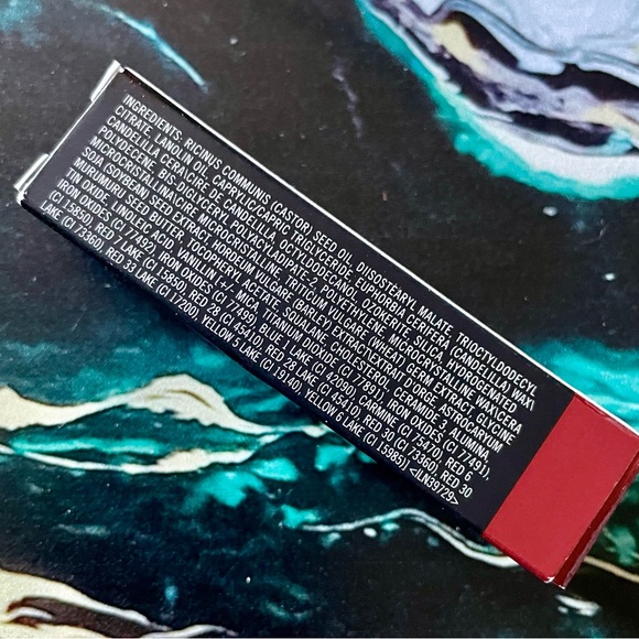 🔥💄💋 NIB MAC AMPLIFIED CRÈME LIPSTICK in DUBONNET (discontinued)💄💋 - Picture 5 of 7